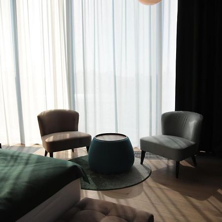 The Veil Hotel Astana Luaran gambar A room at the hotel